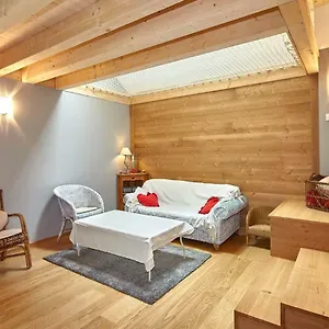 https://la-maison-des-coeurs.hotels-rhonealpes.com